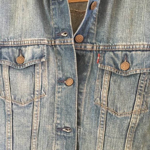 Levis red tab classic trucker denim jacket - Picture 5 of 8